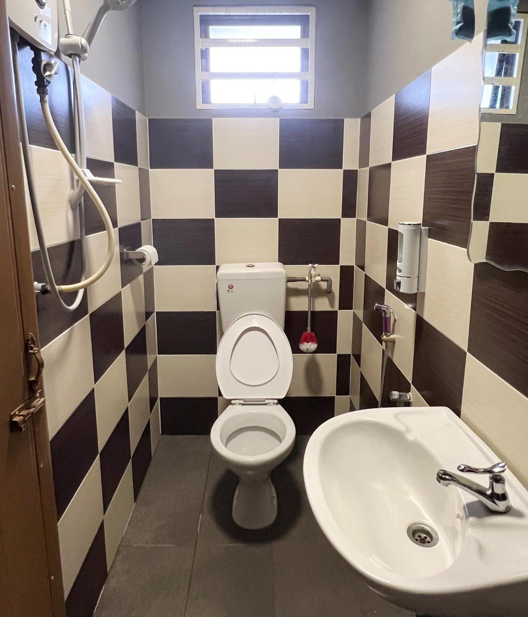 G East Ipoh Garden Guesthouse Экстерьер фото